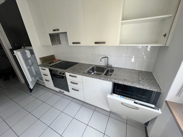 Bellinzona, ampio 3.5 locali con lift